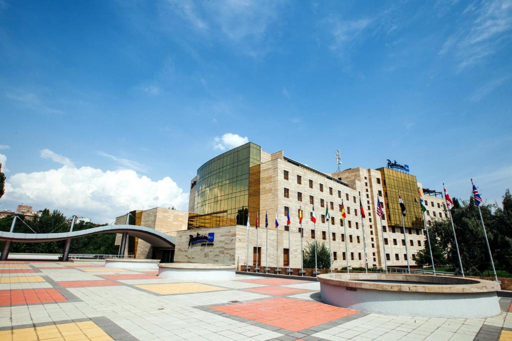Radisson Blu (2).jpg