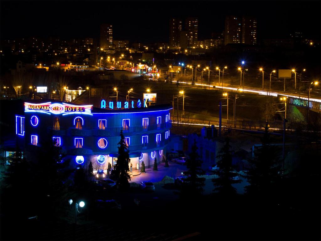 آکواتک ریزورت (Aquatek Resort)