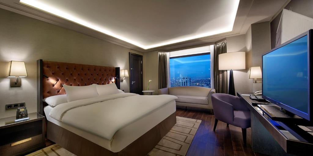 Hilton (11).jpg