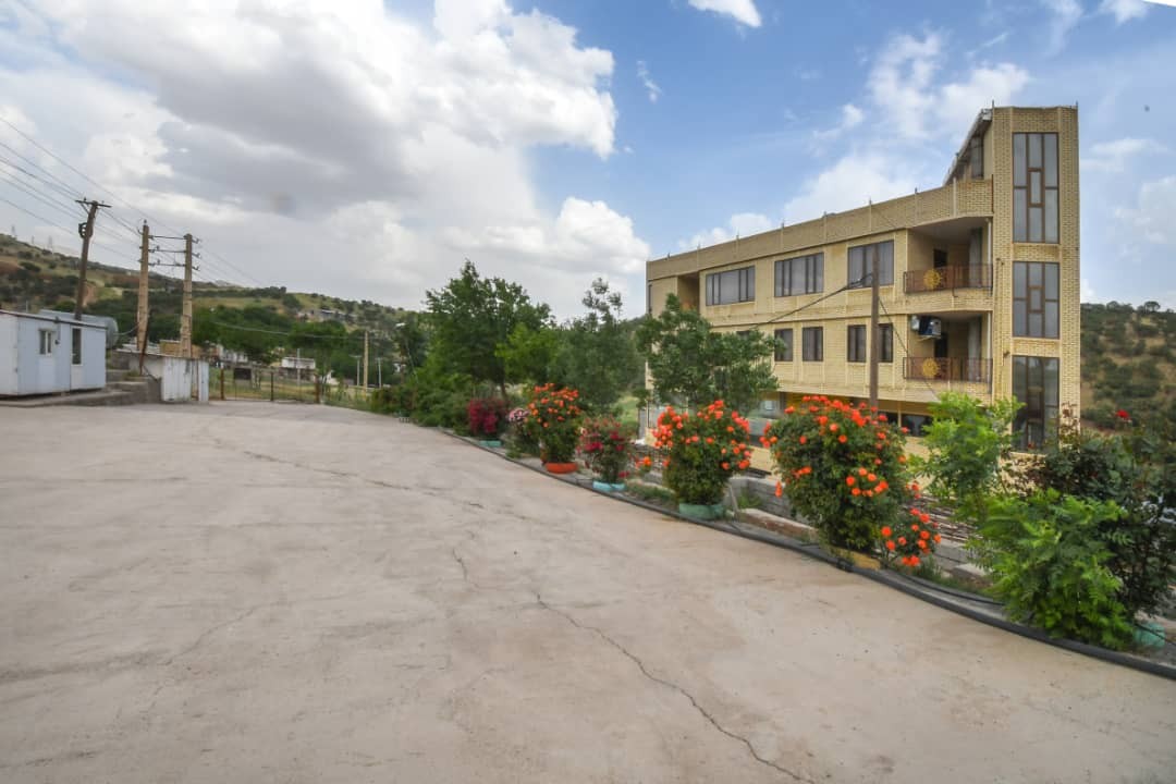 Kermanshah-Delneshin-1.jpeg
