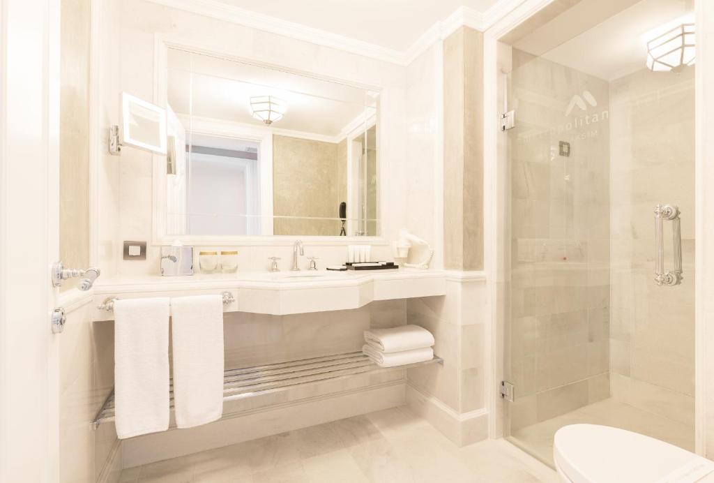 Metroplitan Taksim Hotel (8).jpg