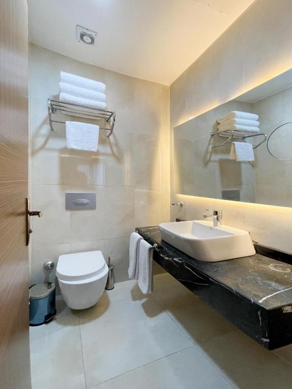 Atro Hotel (19).jpg
