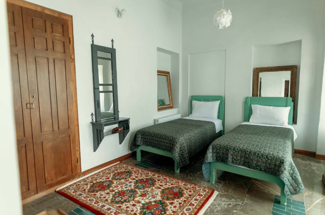 منزل يزدان — 4
