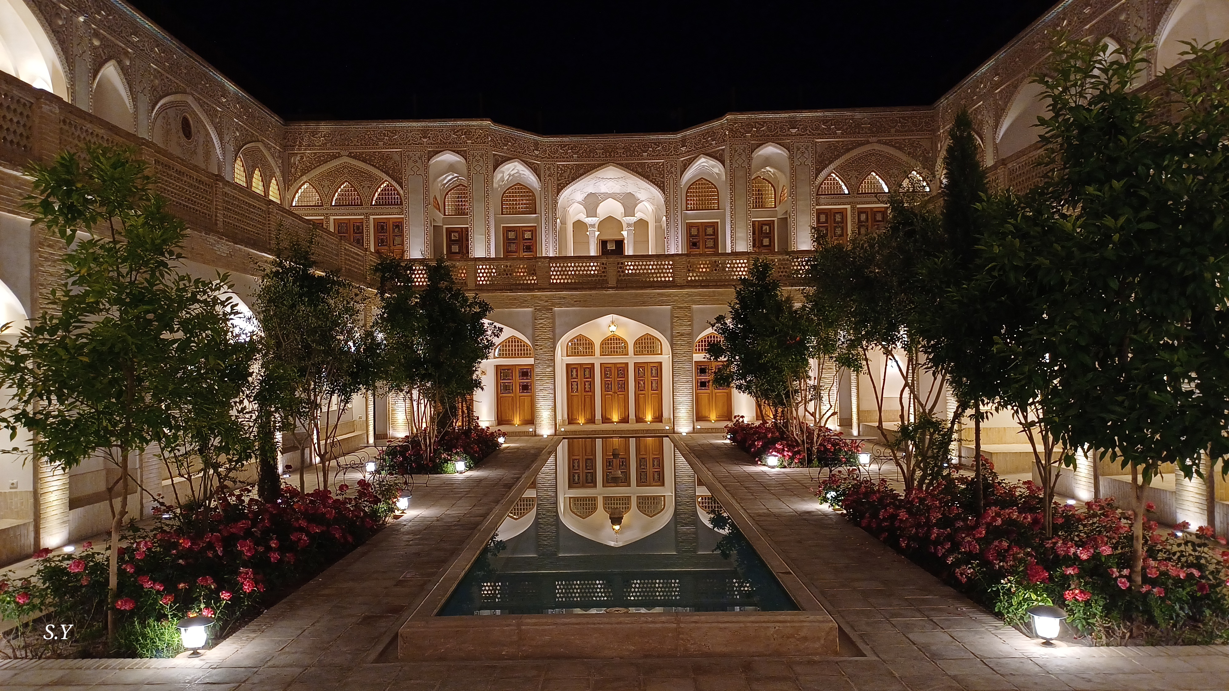 عمارت بالابان