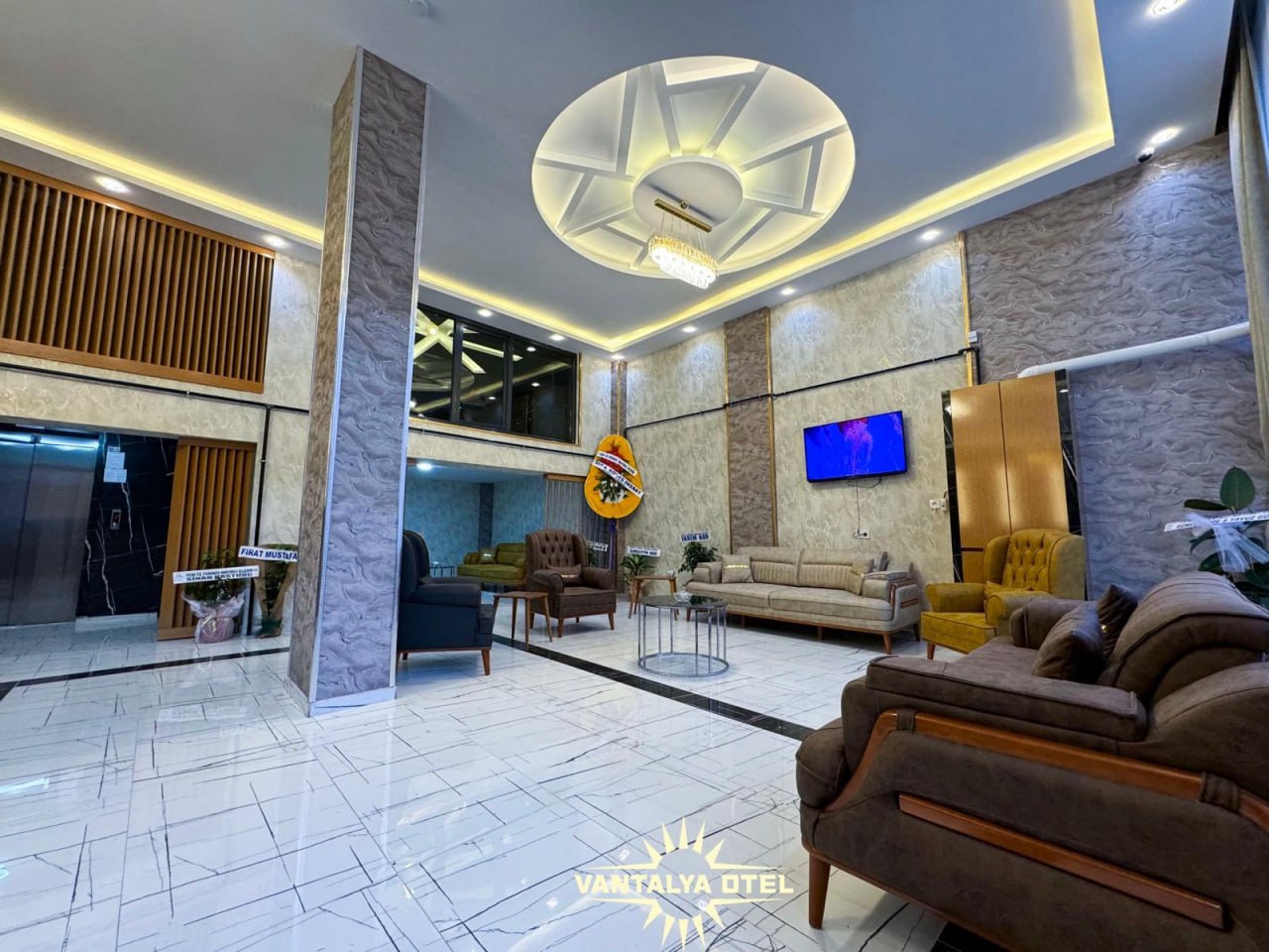 فندق فانتاليا — 4