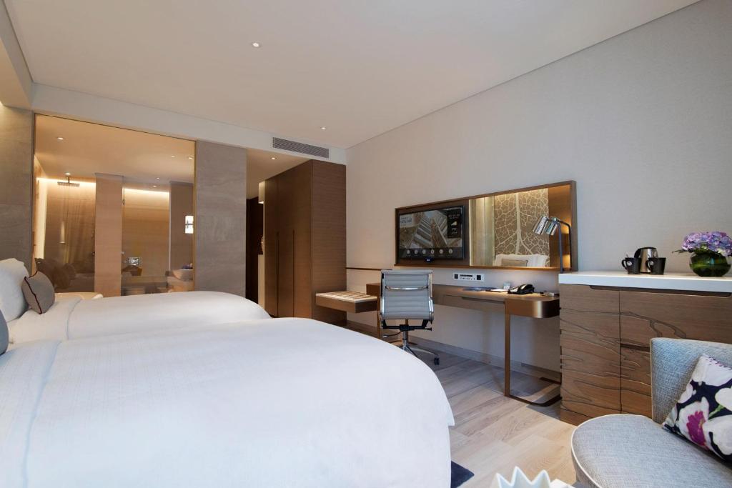 البندر روتانا (Al Bandar Rotana)
