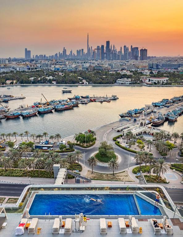 Al Bandar Rotana (2).jpg