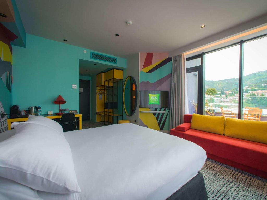 Ibis Styles Center (8).jpg