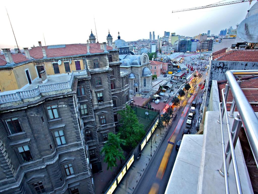 Taksim star bosphorus (1).jpg