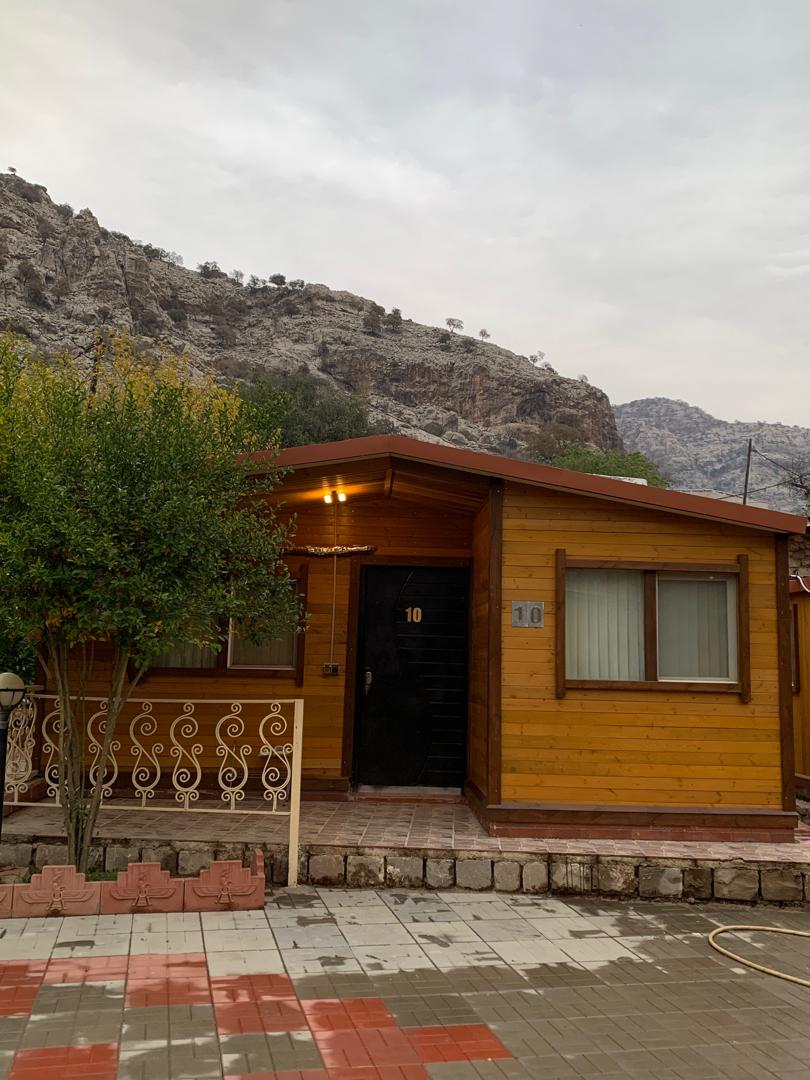 نگین شیمبار