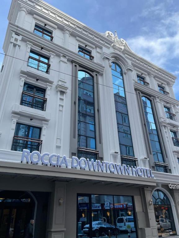 روکیا داون تاون (Roccia Downtown)