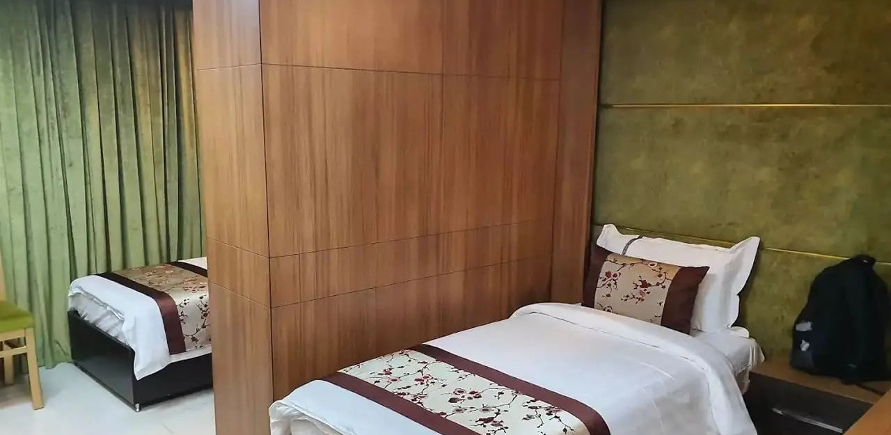 نعيم الوارث — 4